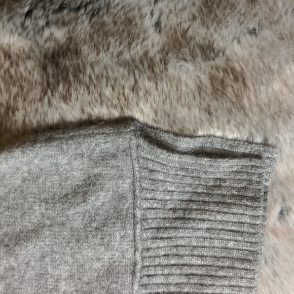 M-💯% CASHMERE Grey Sweater - Picture 2 of 7